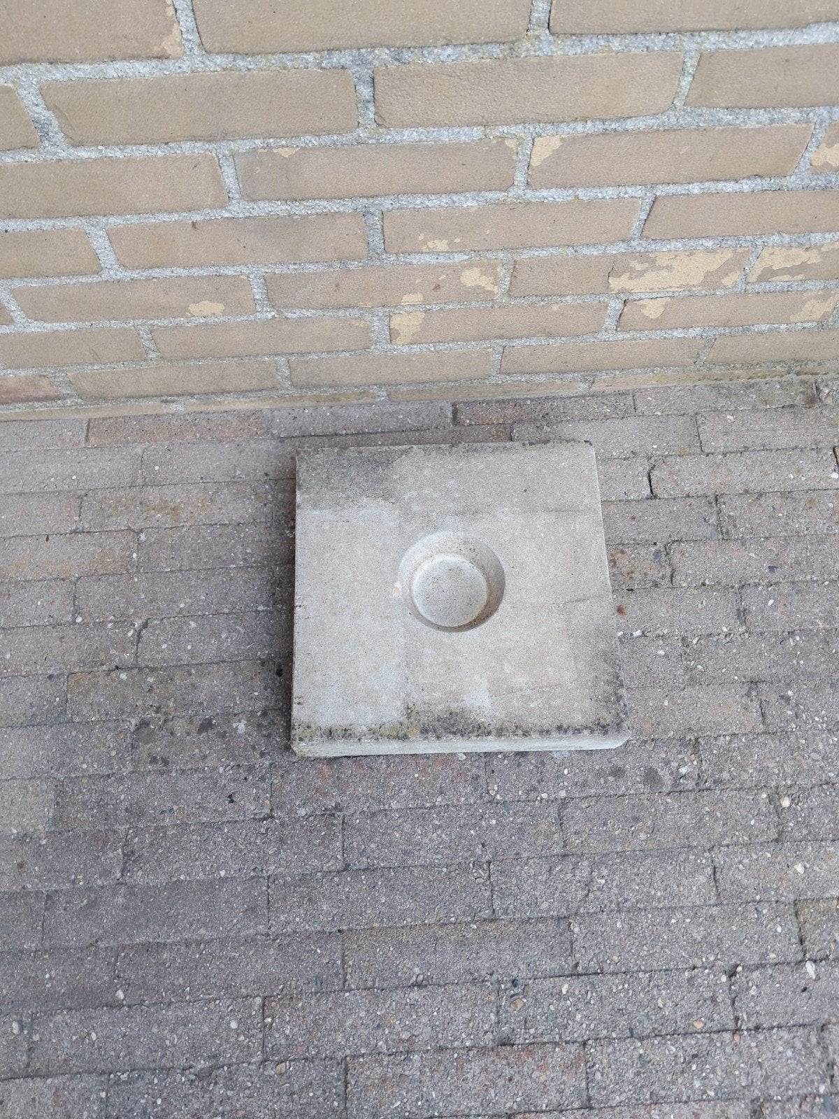 Knikkerpot van beton, Ophalen of Verzenden, Gebruikt
