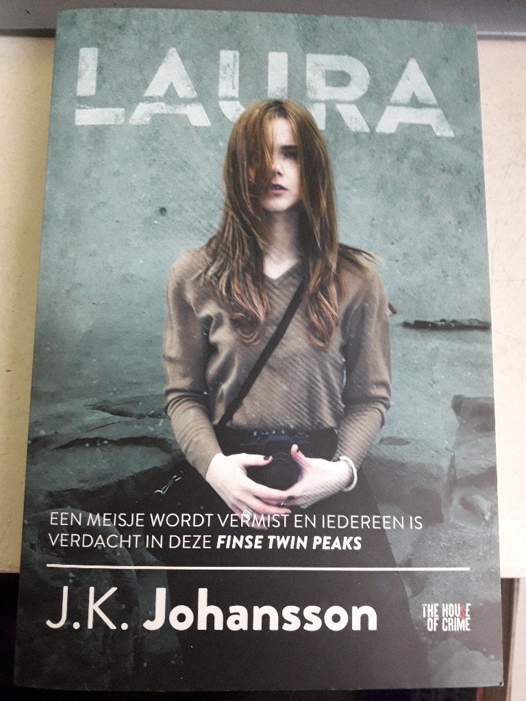 Laura - J.K. Johansson (Thriller)  (Z178-22), Europa overig, Ophalen of Verzenden, Zo goed als nieuw, J.K. Johansson