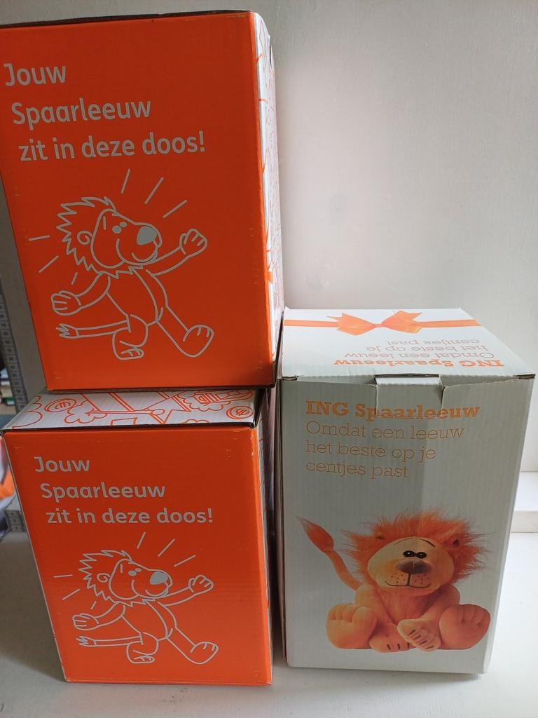 ING spaarleeuw 3 stuks in doos, Verzamelen, Spaarpotten, Ophalen of Verzenden, Dier