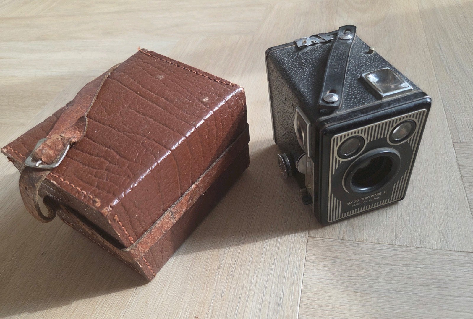 Kodak Six-20 "Brownie E", Verzamelen, Ophalen, 1940 tot 1960, Fototoestel