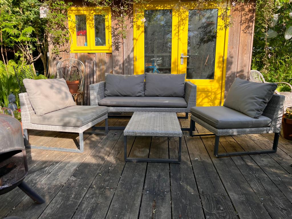 Loungebank tuinset: bank tafel twee fauteuils, Ophalen, 4 zitplaatsen, Kunststof, Gebruikt