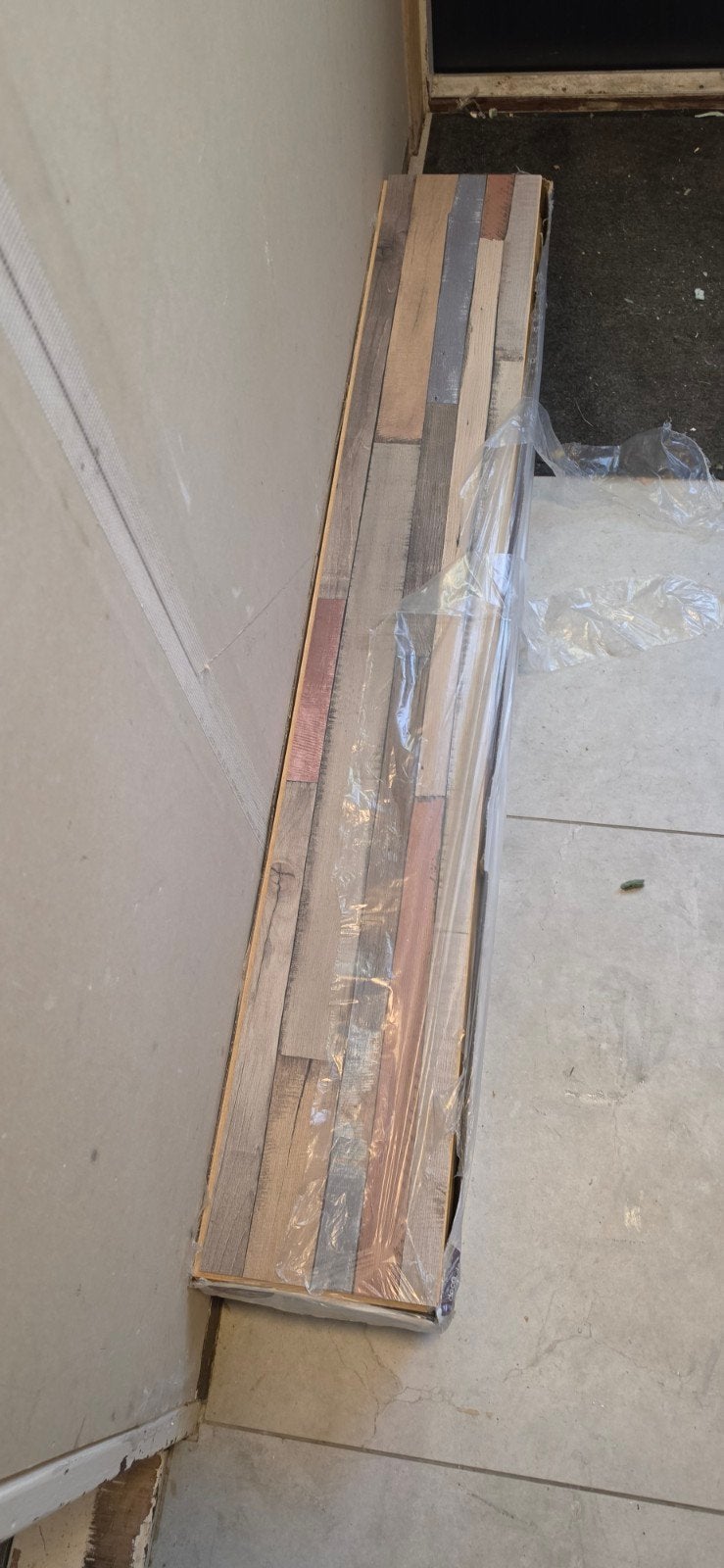 2 pakken nieuw laminaat Praxis 5m², Doe-het-zelf en Verbouw, Ophalen, 50 tot 150 cm, Nieuw, 5 tot 10 m²