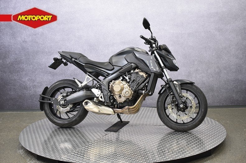 Honda CB 650 F (bj 2018), Info@motoportwormerveer.nl, Honda Motor Europe, Crystal Bldng B-Unit B11.2 Rivium Blv200
2909 LK  Capelle aan den IJsel, NL
