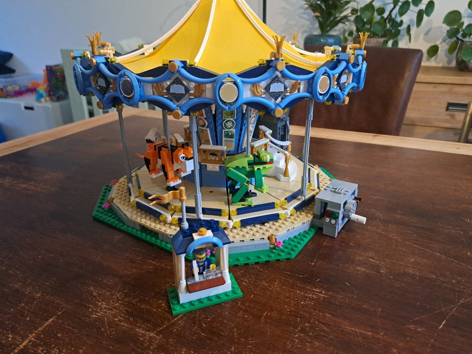 Lego Carrousel 10257 - Prachtige draaimolen set, Lego, Ophalen of Verzenden, Zo goed als nieuw, Compleet
