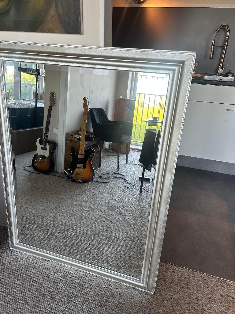 SPIEGEL IN ZILVER LIJST, Huis en Inrichting, Woonaccessoires | Spiegels, Gebruikt, 100 tot 150 cm, Ophalen of Verzenden, 75 tot 100 cm