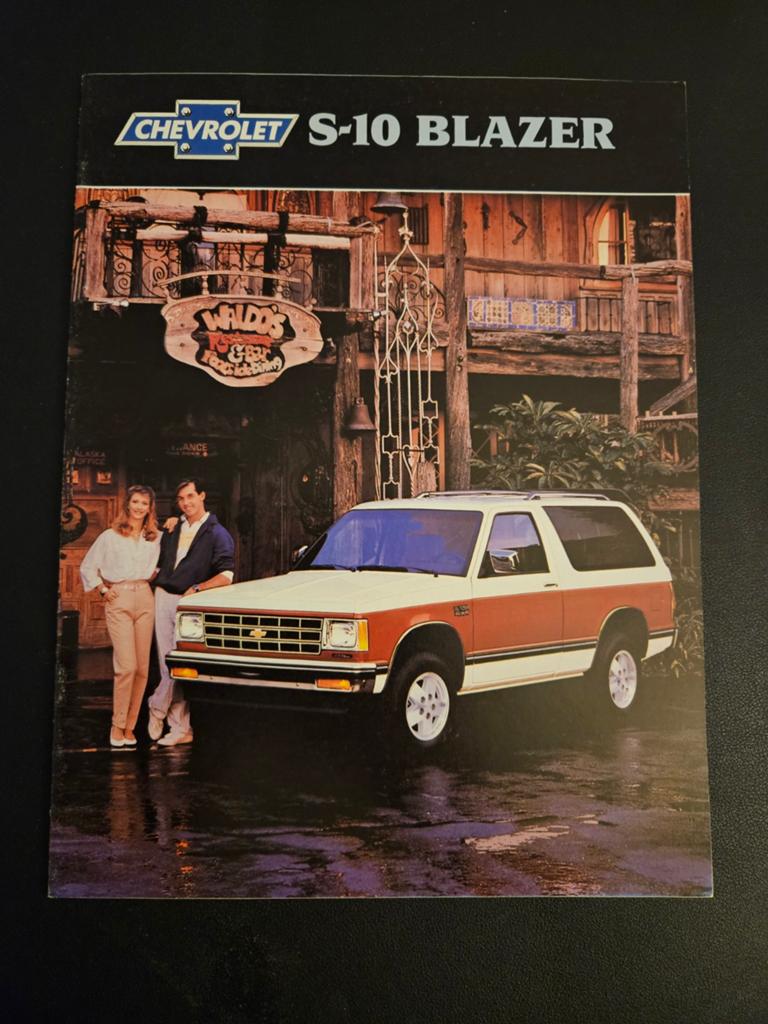 Brochure Chevrolet S-10 Blazer 1988, Ophalen of Verzenden, Zo goed als nieuw, Chevrolet