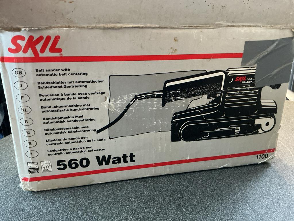 Skil schuurmachine 560 Watt - met bon en boekjes, Doe-het-zelf en Verbouw, Gereedschap | Schuurmachines, Ophalen of Verzenden