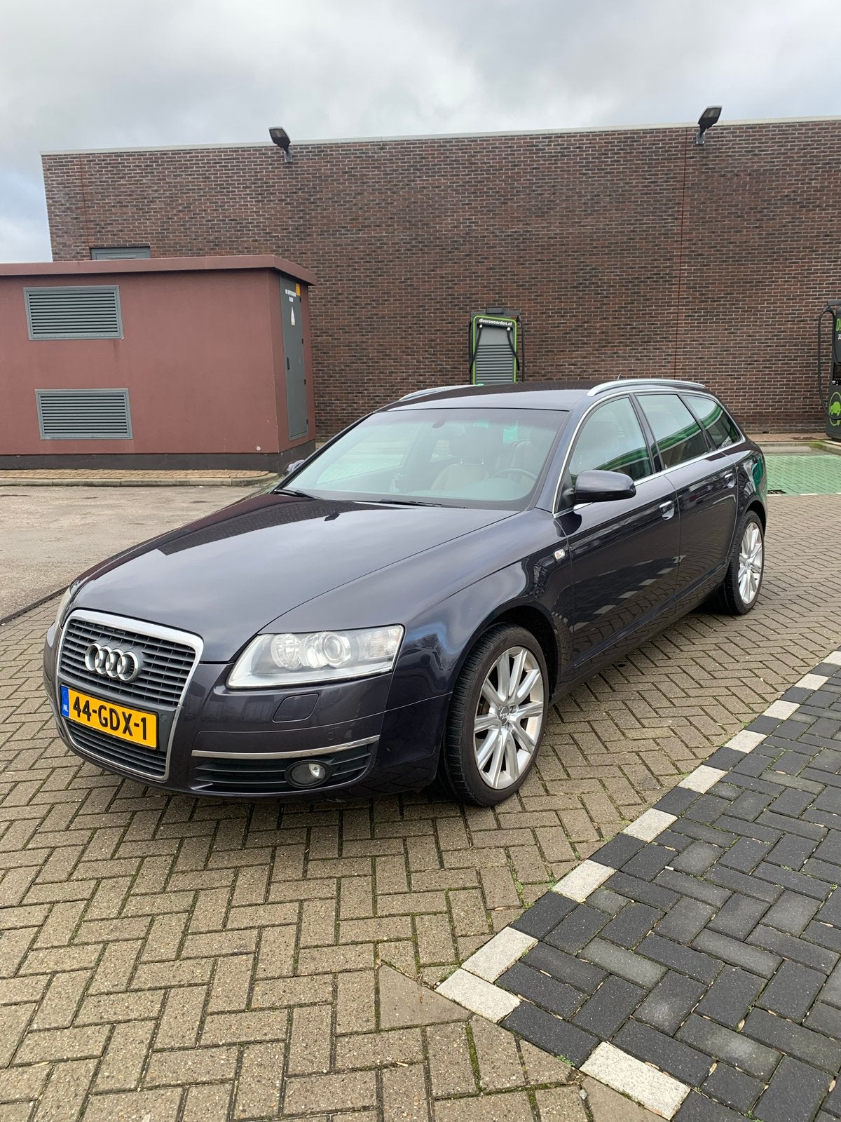 Audi A6 2.8 V6 209 PK Aut. 2008 Grijs, Auto's, Audi, 2773 cc, Elektronische parkeerrem, Particulier, 209 pk