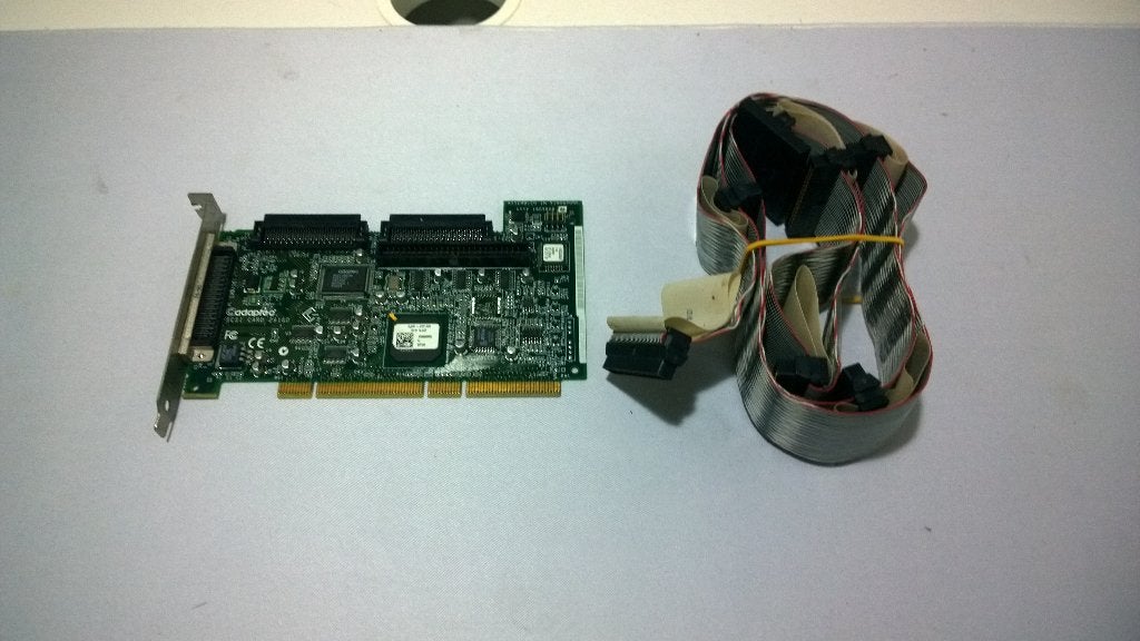 Adaptec SCSI Card 29160, inc Foxconn SCSI kabel, Ophalen