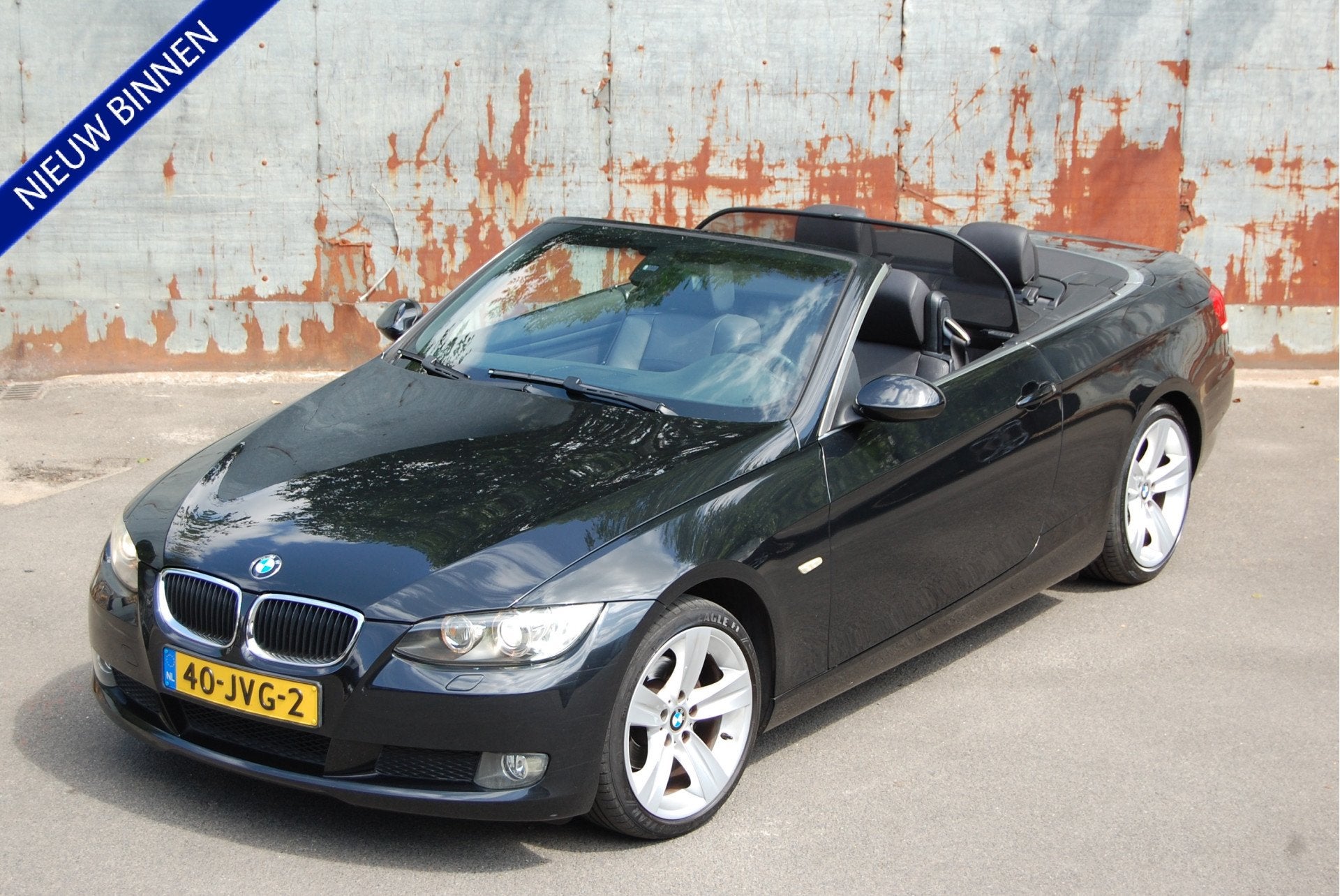 BMW 3 Serie 320i Cabrio E93 / Leder / Xenon / 2009 / 139DKM!, Zwart, 4 cilinders, Cabriolet, 4 stoelen