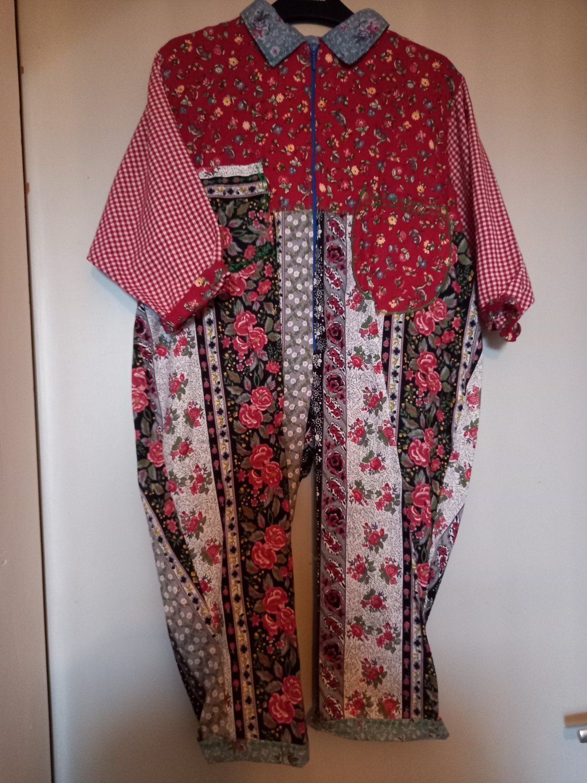19 stuks suit  jas broek sweater nieuw mt 86t/m92, Kinderen en Baby's, Babykleding | Overige, Ophalen of Verzenden, Nieuw