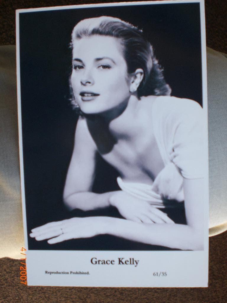 kaart Grace Kelly 2, Ophalen of Verzenden, 1980 tot heden, Ongelopen, Sterren en Beroemdheden