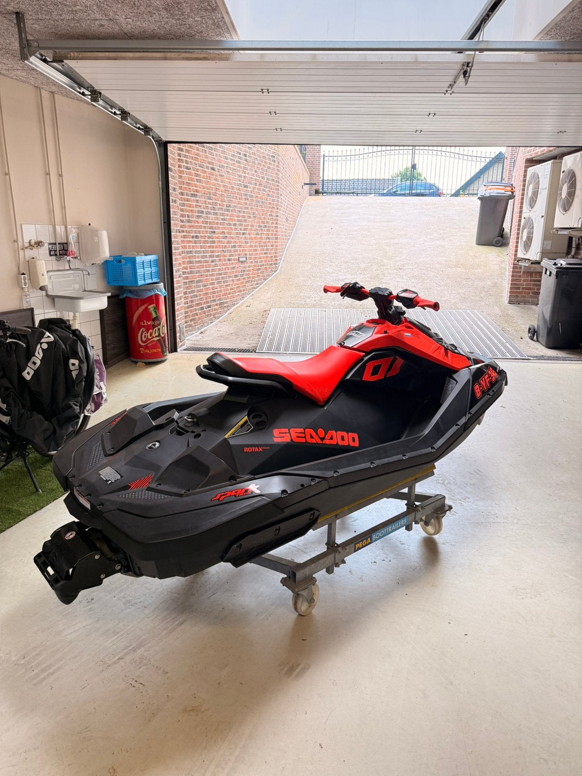 Sea-Doo Spark Trixx 2-UP | 2022 | 77 vaaruren, Ophalen, Zo goed als nieuw, Benzine, 70 tot 120 pk