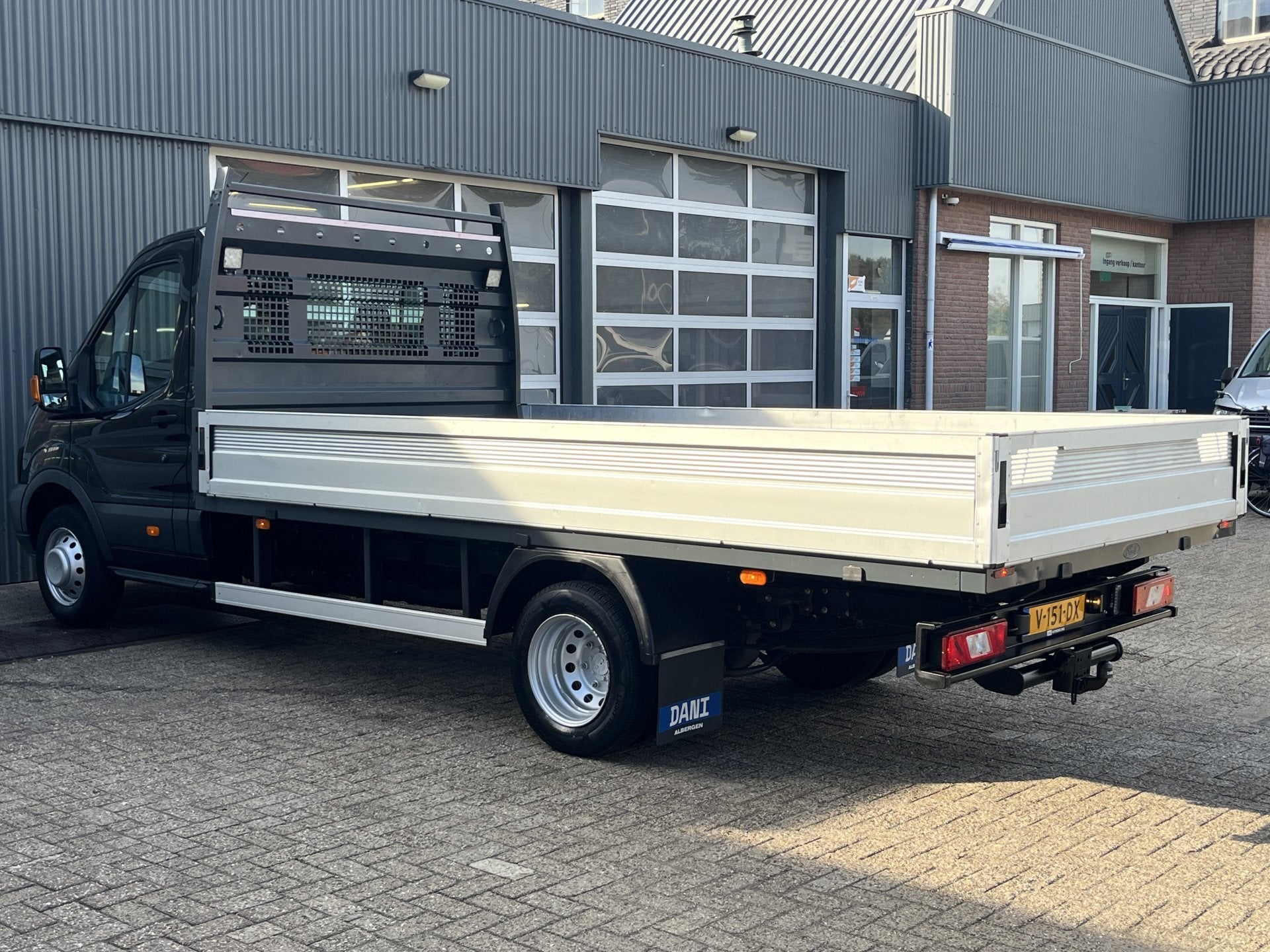 Foto 3 van Ford Transit 350 2.0 TDCI L4H1 Openlaadbak Pick-up Airco Tre