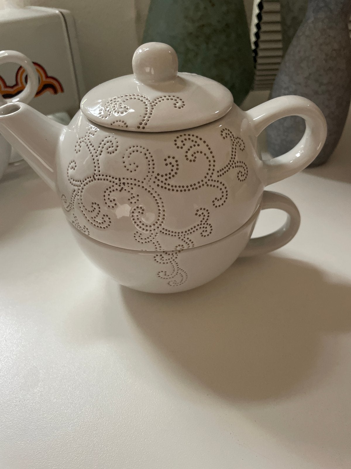 Witte theepot met kopje - theepot voor één persoon, Ophalen, Keramiek, Zo goed als nieuw, Theepot