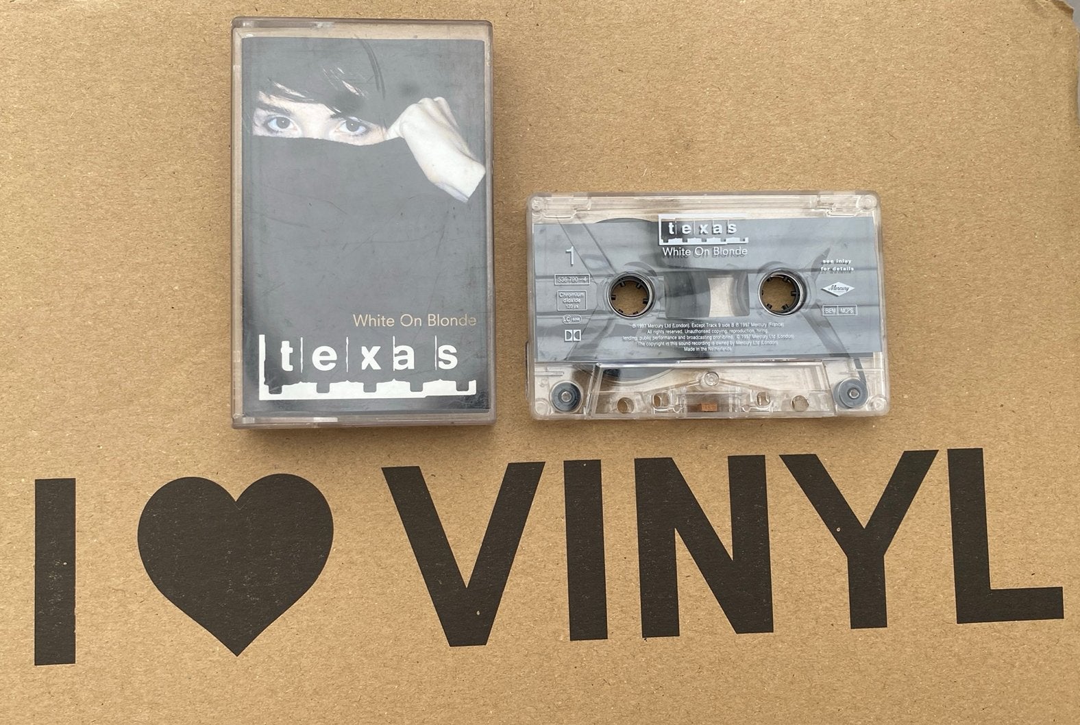 Texas cassette white on blonde, Ophalen of Verzenden, Zo goed als nieuw, Pop, 1 bandje