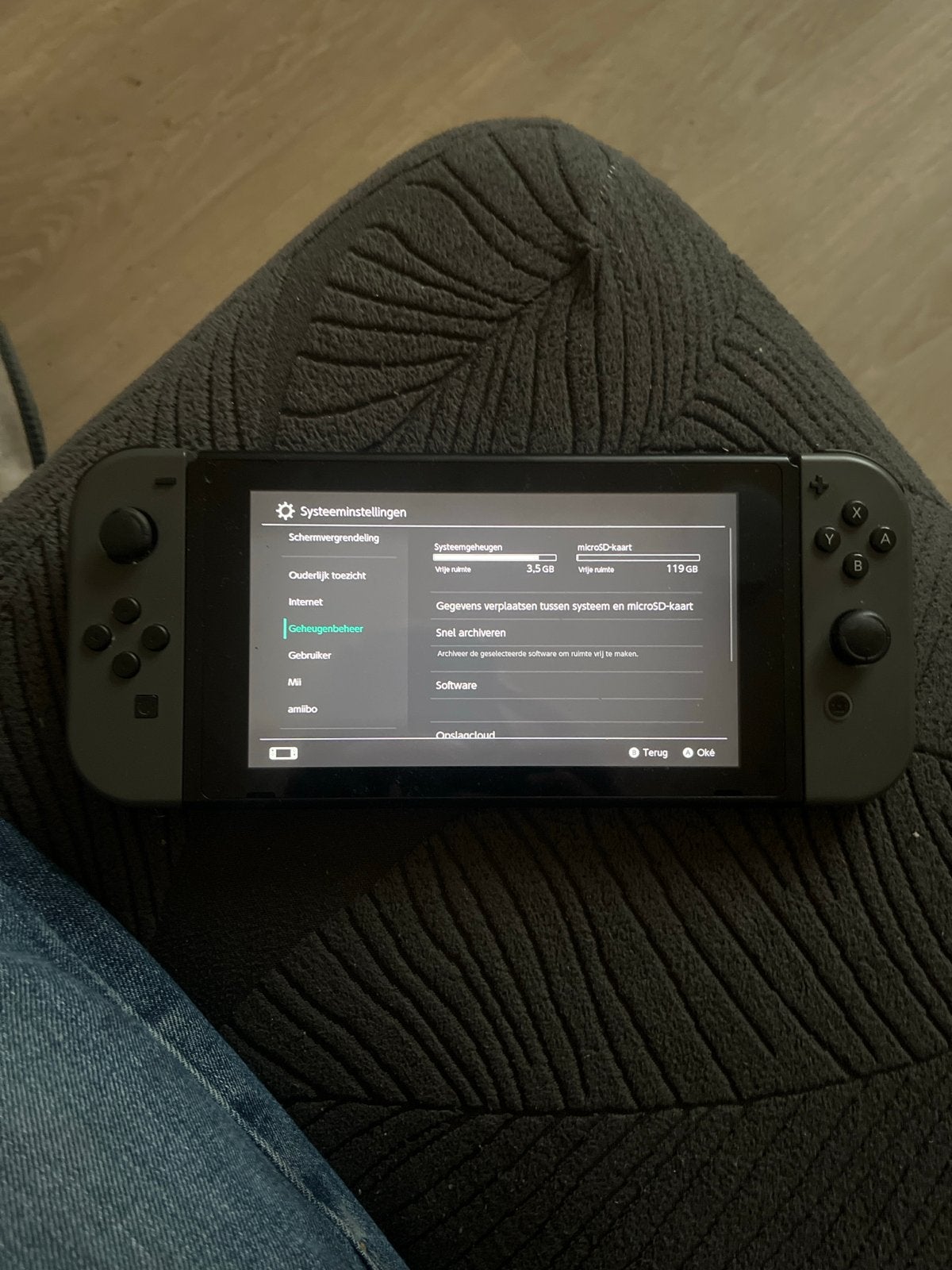 Nintendo Switch met extra controllers, Spelcomputers en Games, Ophalen, Gebruikt, Switch Original, Met 3 controllers of meer