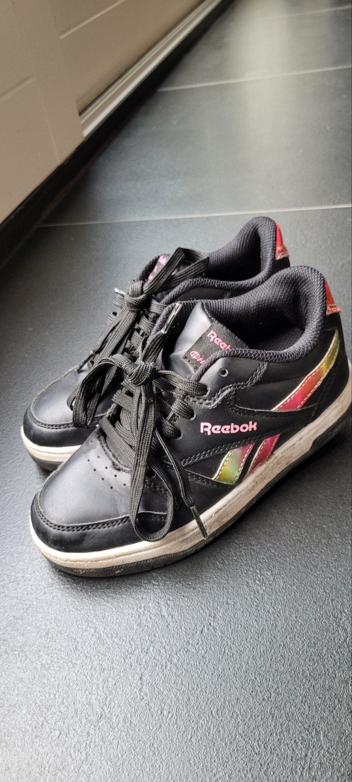 Reebok Heelys rolschoenen + wieltjes maat 33 zwart, Ophalen, Jongen of Meisje, Reebok, Laarzen