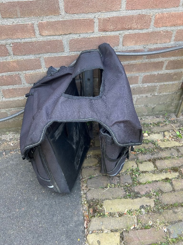 Dubbele fietstas, Ophalen, Zo goed als nieuw, Willex