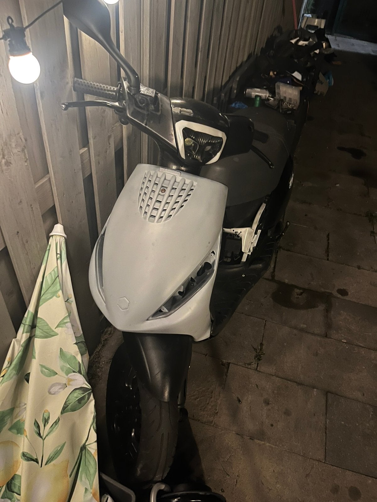 Zip 180cc zonder 123, Ophalen, Zo goed als nieuw, Tweetakt, Piaggio