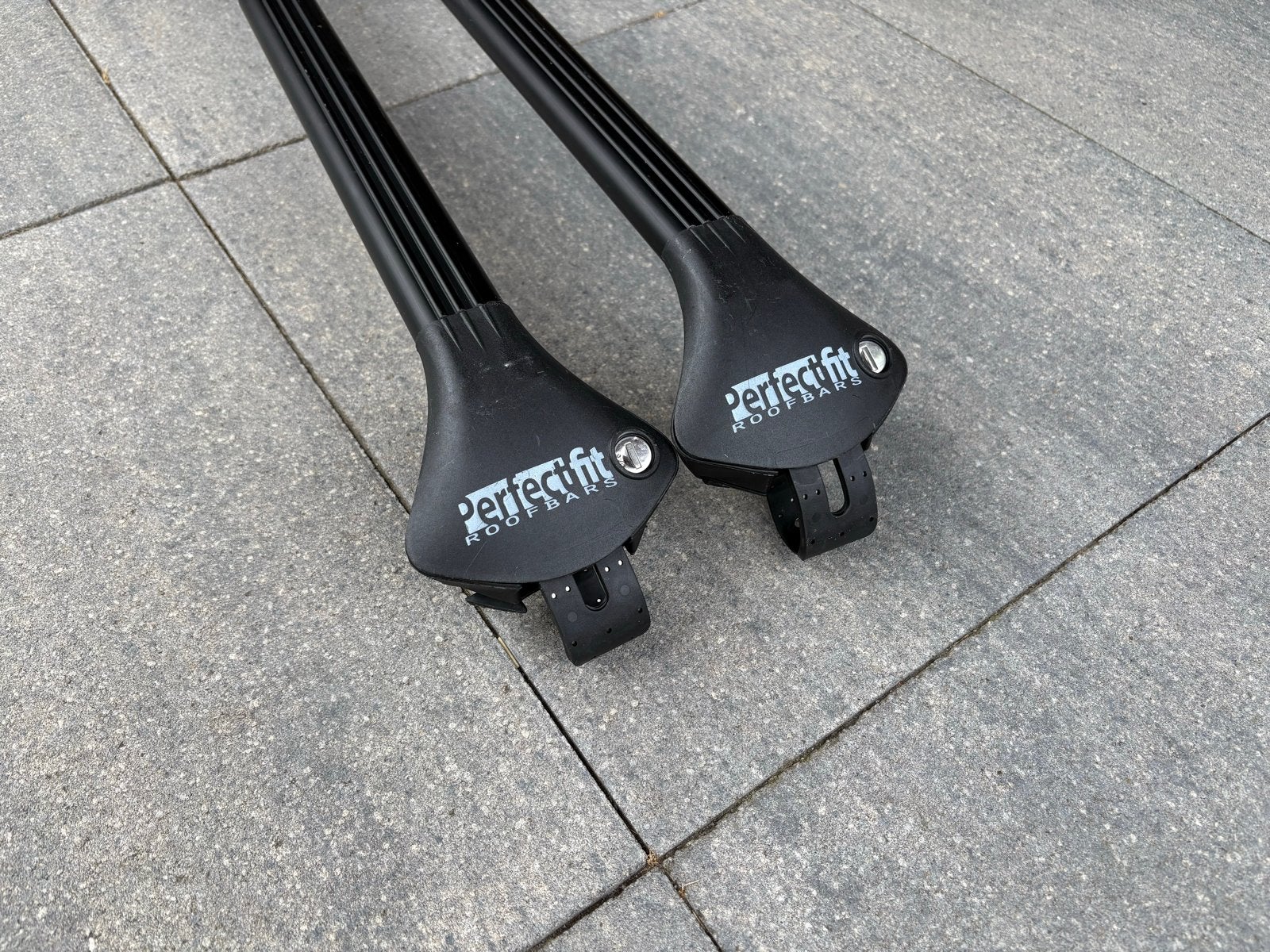 PerfectFit dakdragers zgan voor open rails, Ophalen, Zo goed als nieuw