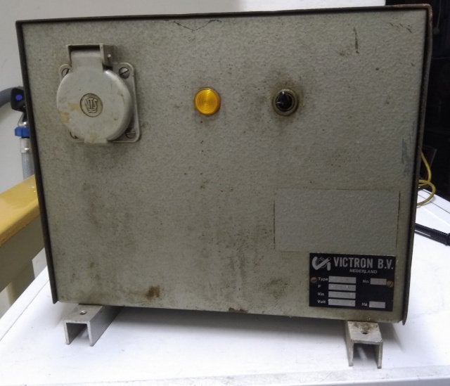 Victron VSK 24V DC 220V AC invertor 300VA, Ophalen of Verzenden, Motor en Techniek
