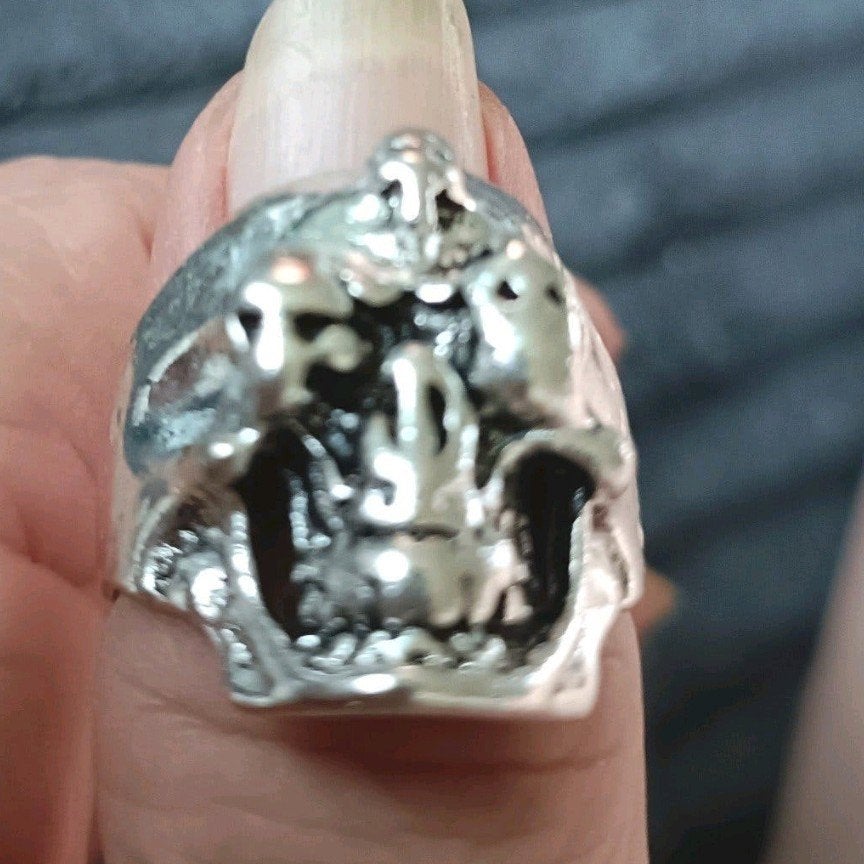 ring doodshoofden maat 20, Verzenden, Nieuw, Zilver