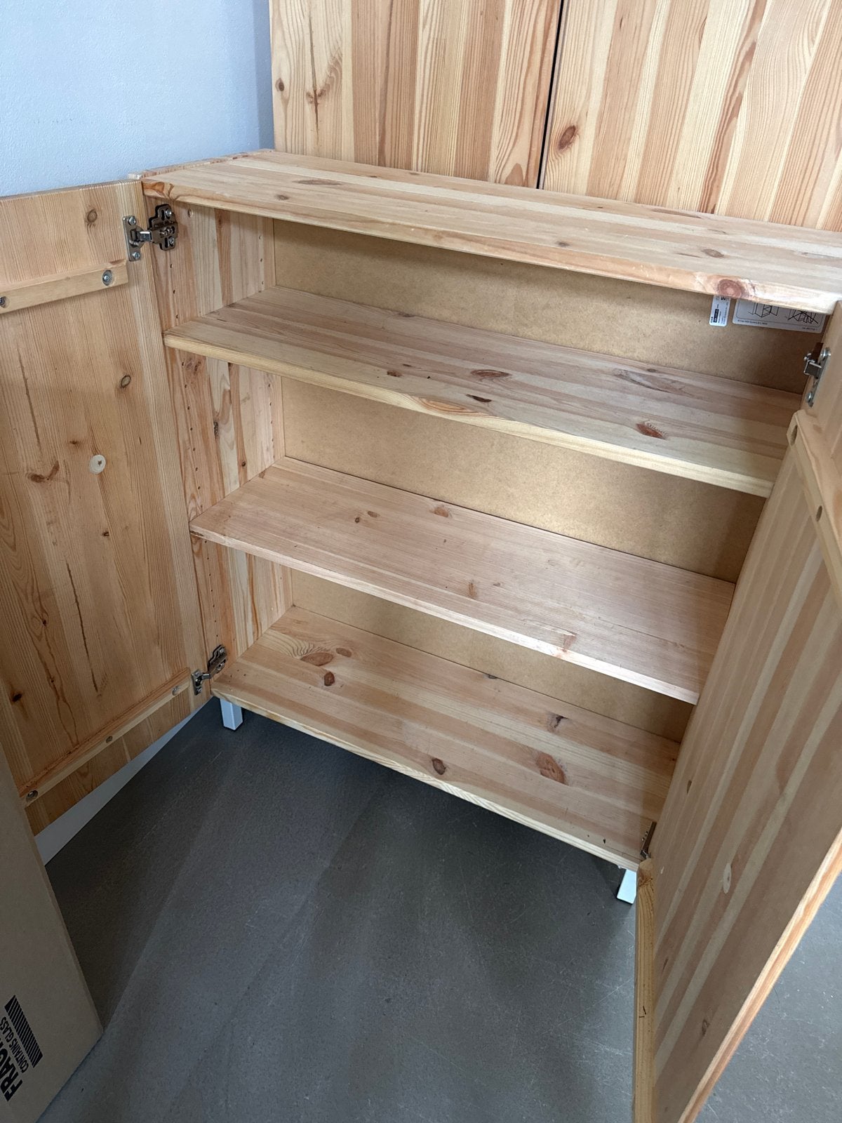 Ivar kast op pootjes - Grenenhout, Ophalen, Gebruikt, 100 tot 150 cm, 50 tot 100 cm
