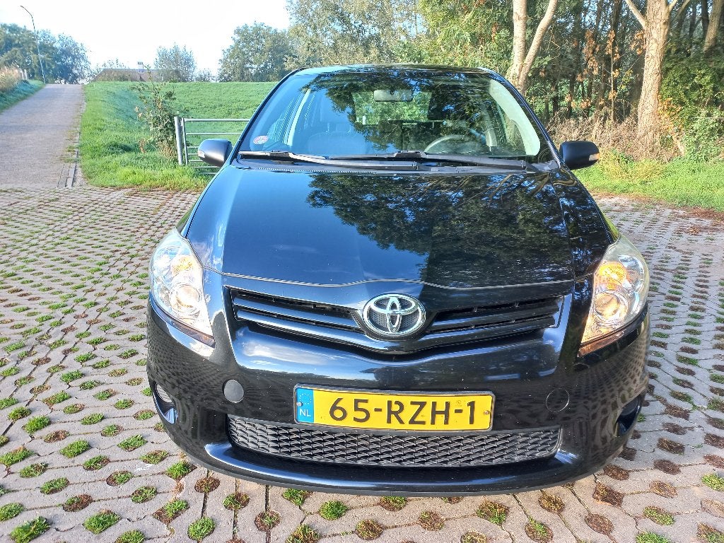 Toyota Auris 1.6 Vvt-i 5DR 2011 Zwart, Auto's, Voorwielaandrijving, Euro 5, Zwart, 4 cilinders