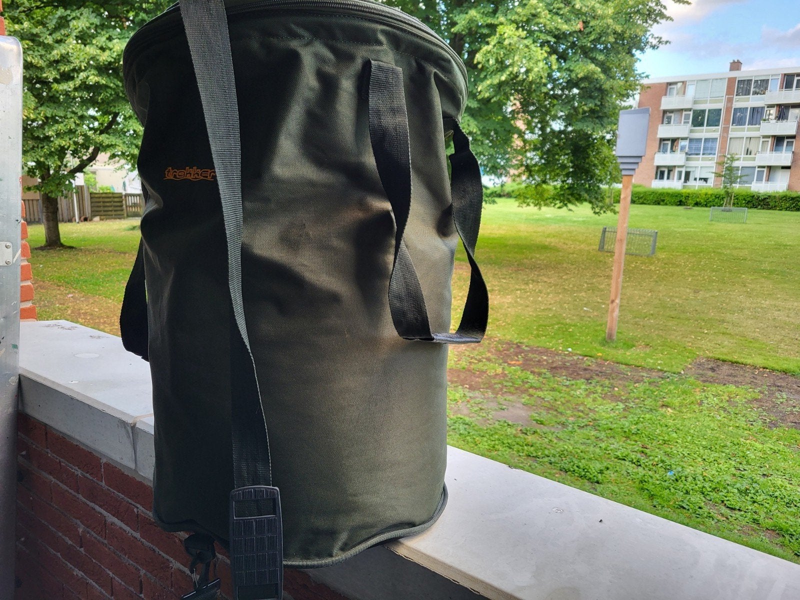 Trakker opbergtas / emmer met karper mat nieuw, Watersport en Boten, Hengelsport | Karpervissen, Ophalen of Verzenden