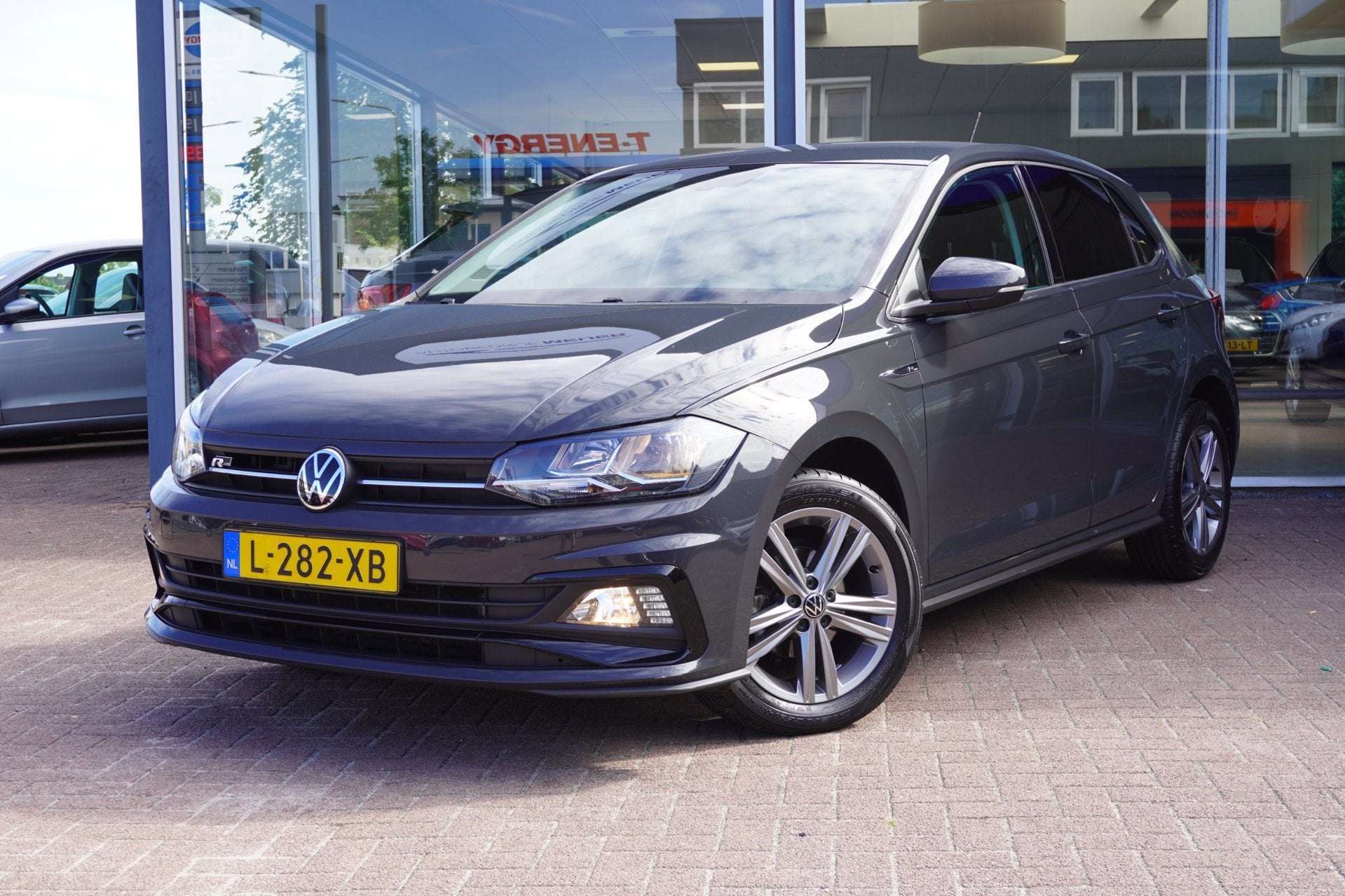 Volkswagen Polo 1.0 TSI Highline Business R-Line | Handbak |, Dealer onderhouden, Gebruikt, 49 €/maand, Origineel Nederlands