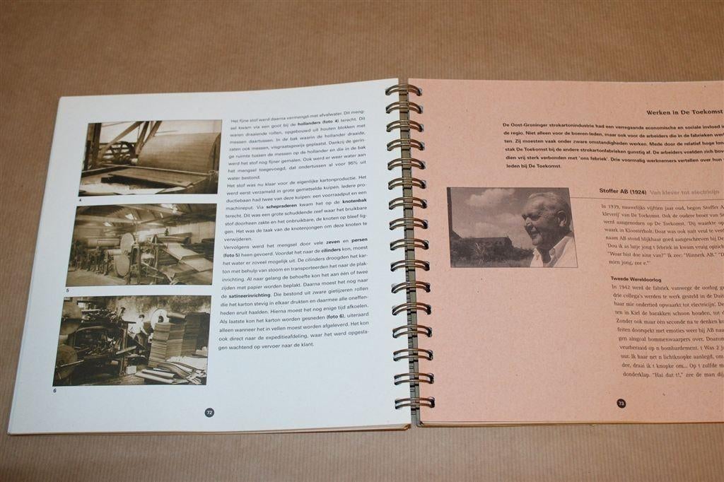 Ons Febriek — Strokartonfabriek De Toekomst [1900-1970], Boeken, Ophalen of Verzenden, Gelezen