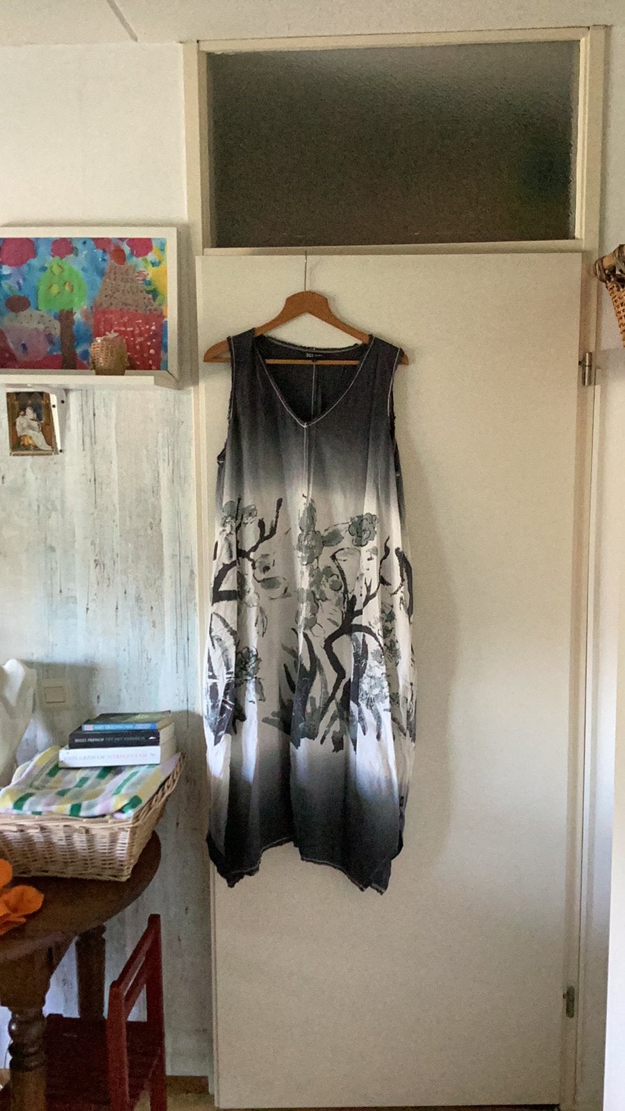 Didi zomerjurk gtijs wit mt L, Kleding | Dames, Jurken, Maat 42/44 (L), Ophalen of Verzenden, Zo goed als nieuw, Grijs