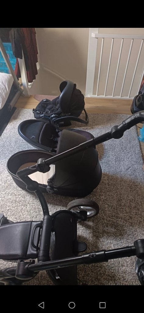Kinderwagen Compleet MOET WEG, Zo goed als nieuw, Combiwagen, Verstelbare duwstang, Ophalen