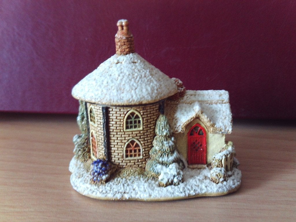 Lilliput Lane - Little Snowdrop - kersthuisje, Ophalen of Verzenden, Zo goed als nieuw, Overige typen