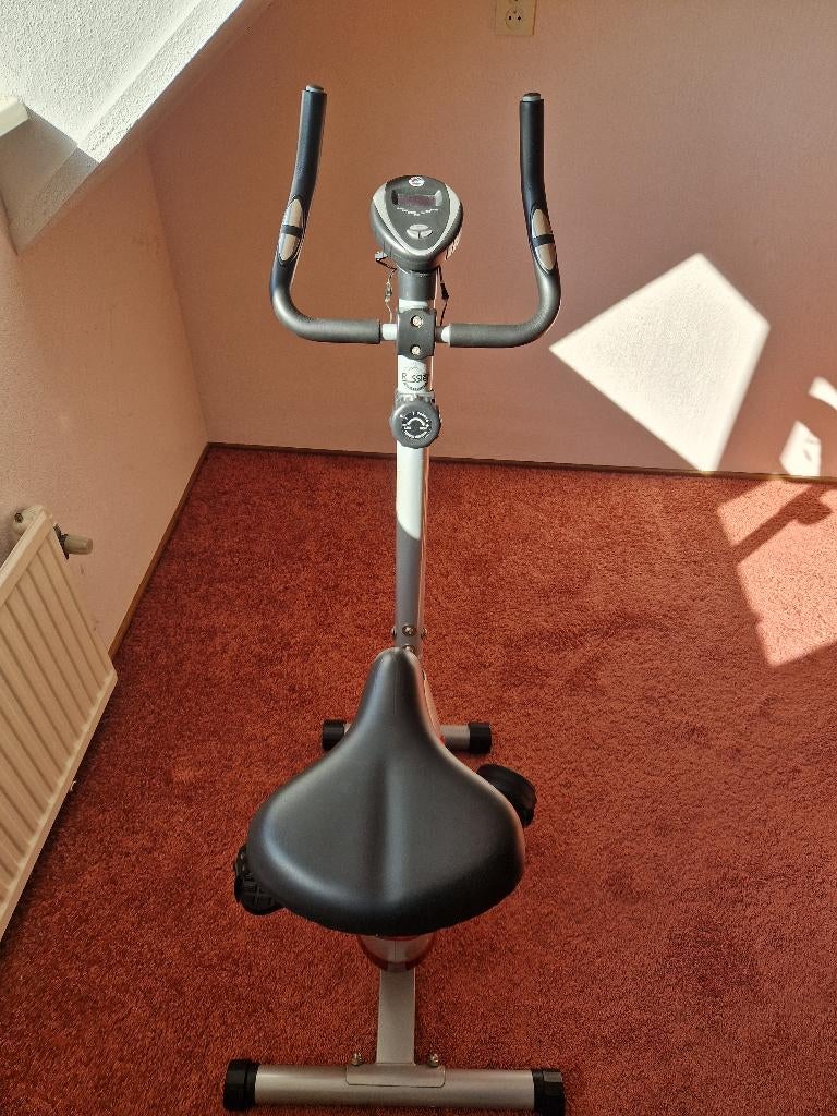 Nette compacte Hometrainer "Vingo", Ophalen, Gebruikt, Metaal, Benen