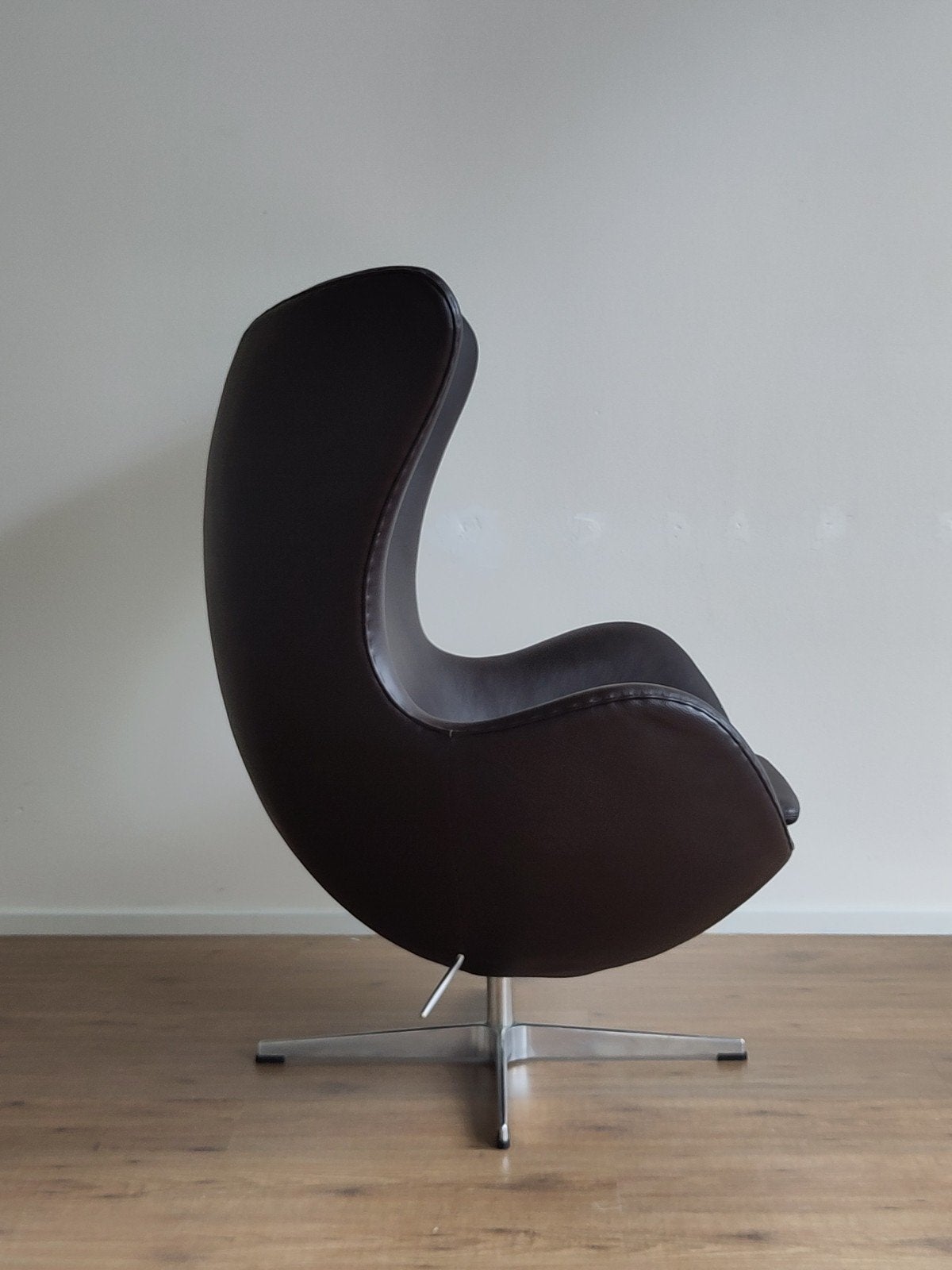 Scandinavisch fauteuil Egg chair Arne Jacobsen stoeltje, Gebruikt, Mid century modern Zweeds scandi, ., 75 tot 100 cm