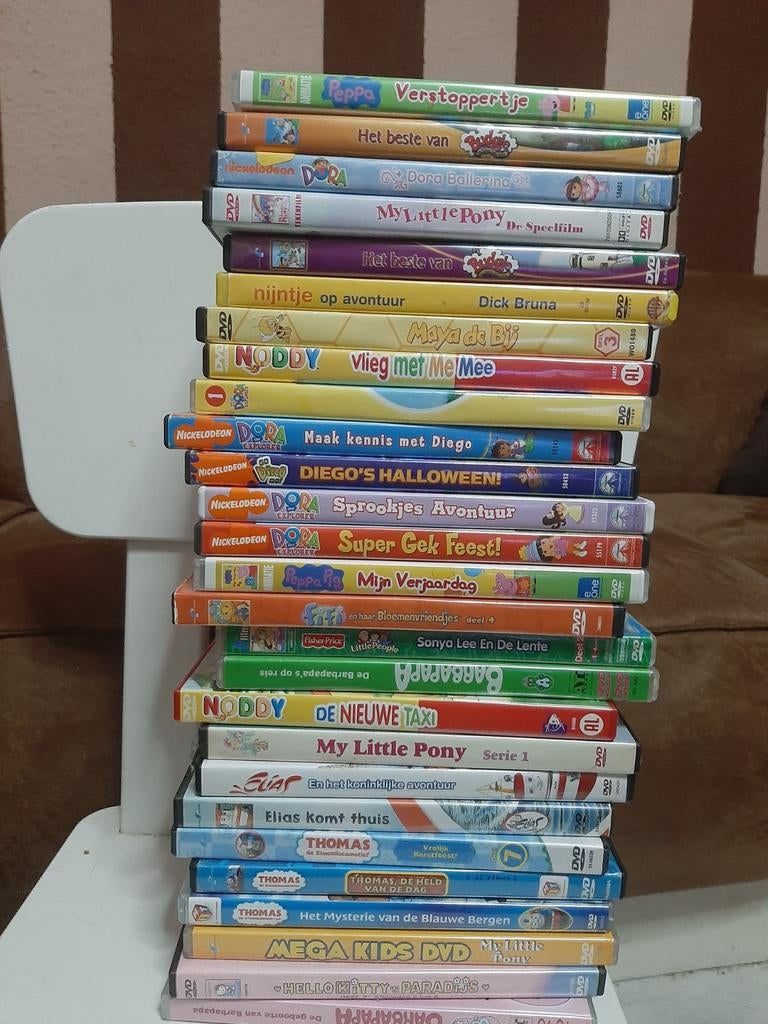 stapel kinder dvds 30 st, Cd's en Dvd's, Dvd's | Kinderen en Jeugd, Ophalen of Verzenden, Zo goed als nieuw