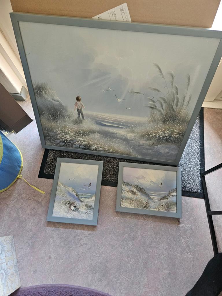 Set van 3 schilderijen: Aan het strand, Ophalen