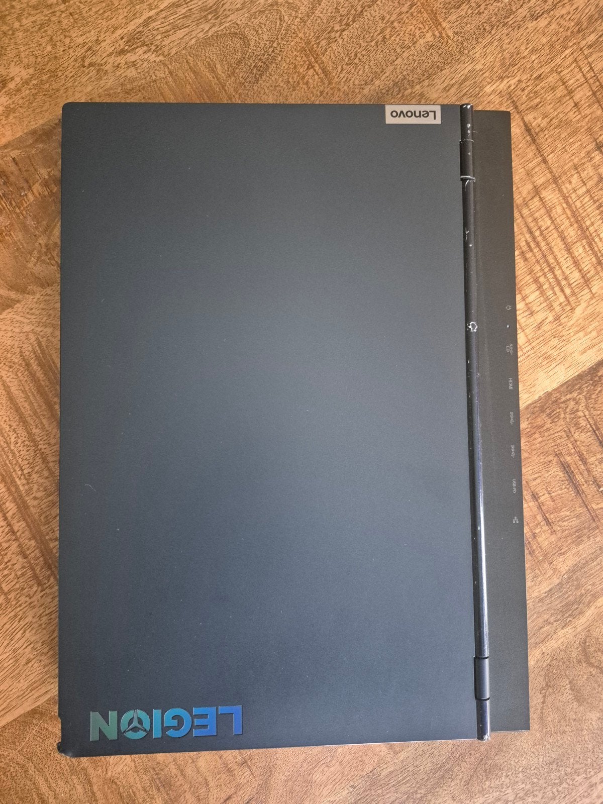 Foto 3 van Lenovo Legion 5 Gaming Laptop - AMD Ryzen 7, RTX 3060