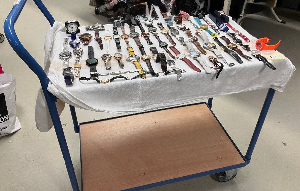 Partij horloges 52 stuks handel hobby lot 10, Verzenden, Gebruikt, Staal, Overige merken