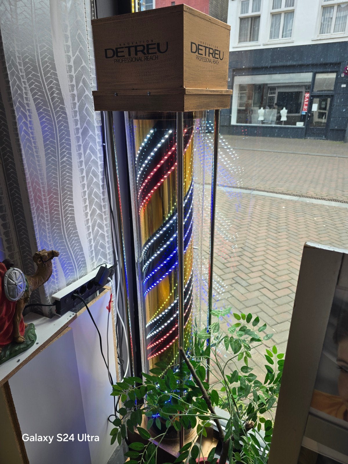 DETREU Kapperspaal met LED-verlichting, Hobby en Vrije tijd, Vergrootglazen, Loepen en Loeplampen, Ophalen
