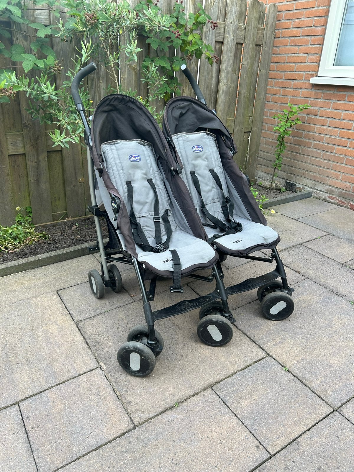 Chicco Echo Duowagen - Ideaal voor tweelingen of broertjes/z, Gebruikt, Duowagen, Ophalen, Kinderwagen
