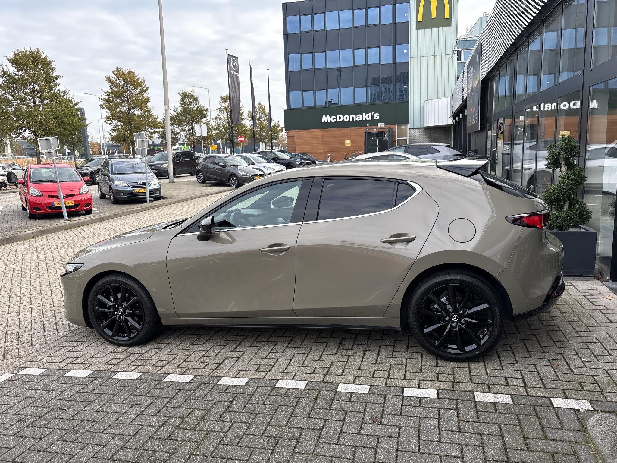 Mazda 3 2.0 e-SkyActiv-X M Hybrid 186 Nagisa BTW Auto / Gara, Auto's, Verwarmde buitenspiegels, Bruin, Origineel Nederlands, Bedrijf