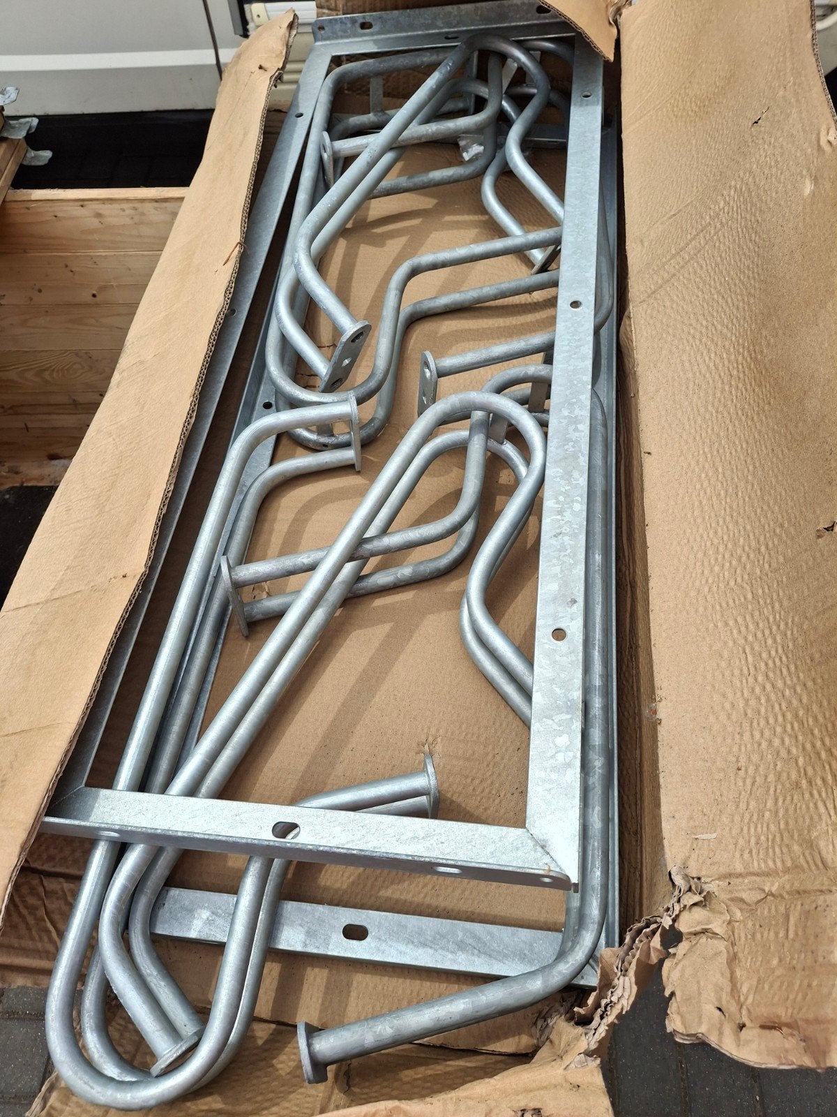 Nieuw fietsenrek voor 4 fietsen, gegalvaniseerd, Ophalen, Nieuw