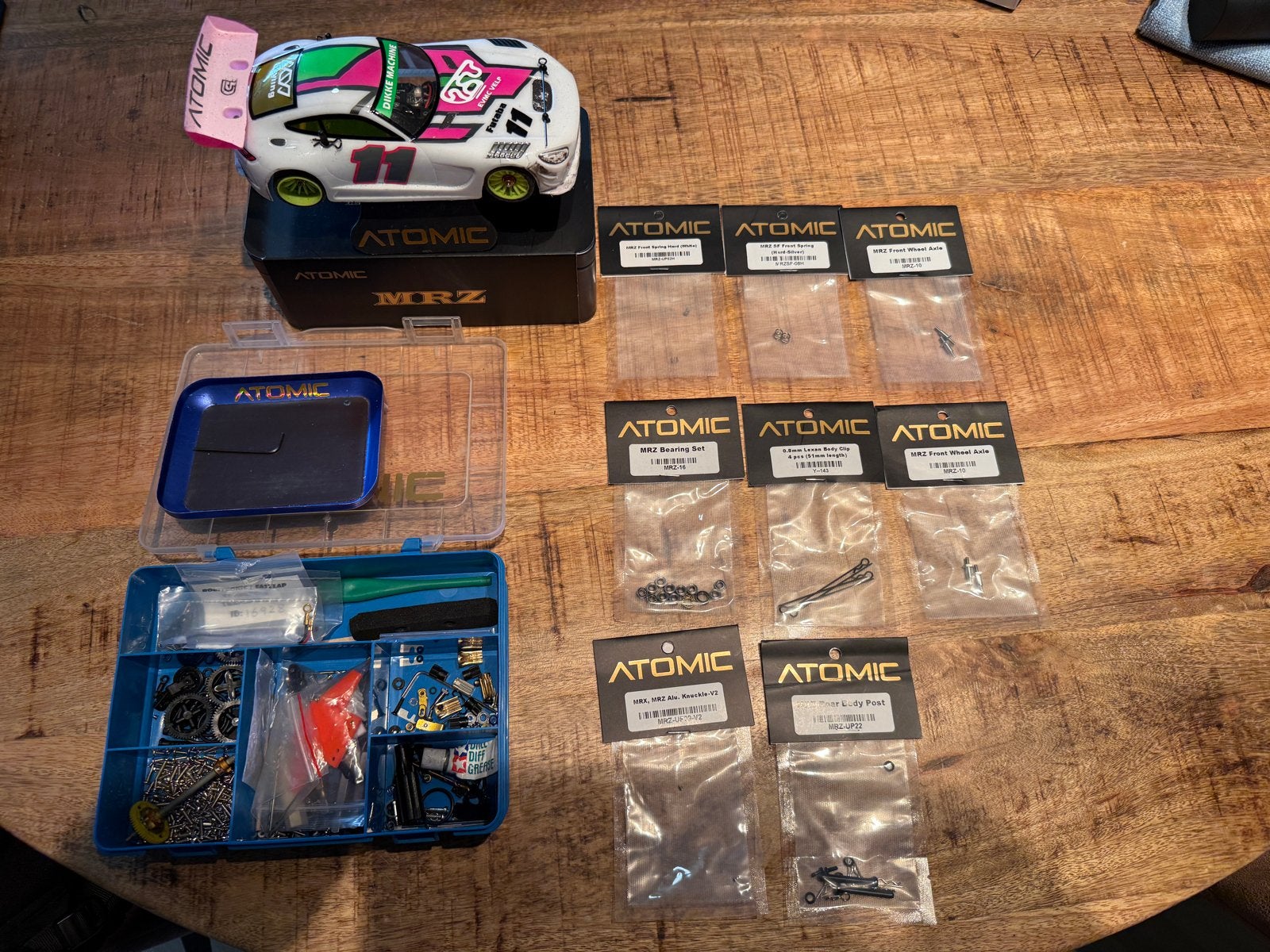 Mini z Atomic MRZ & GL Racing RC met Futaba Ontvangers, Gebruikt, Auto onroad, RTR (Ready to Run), Overige schalen