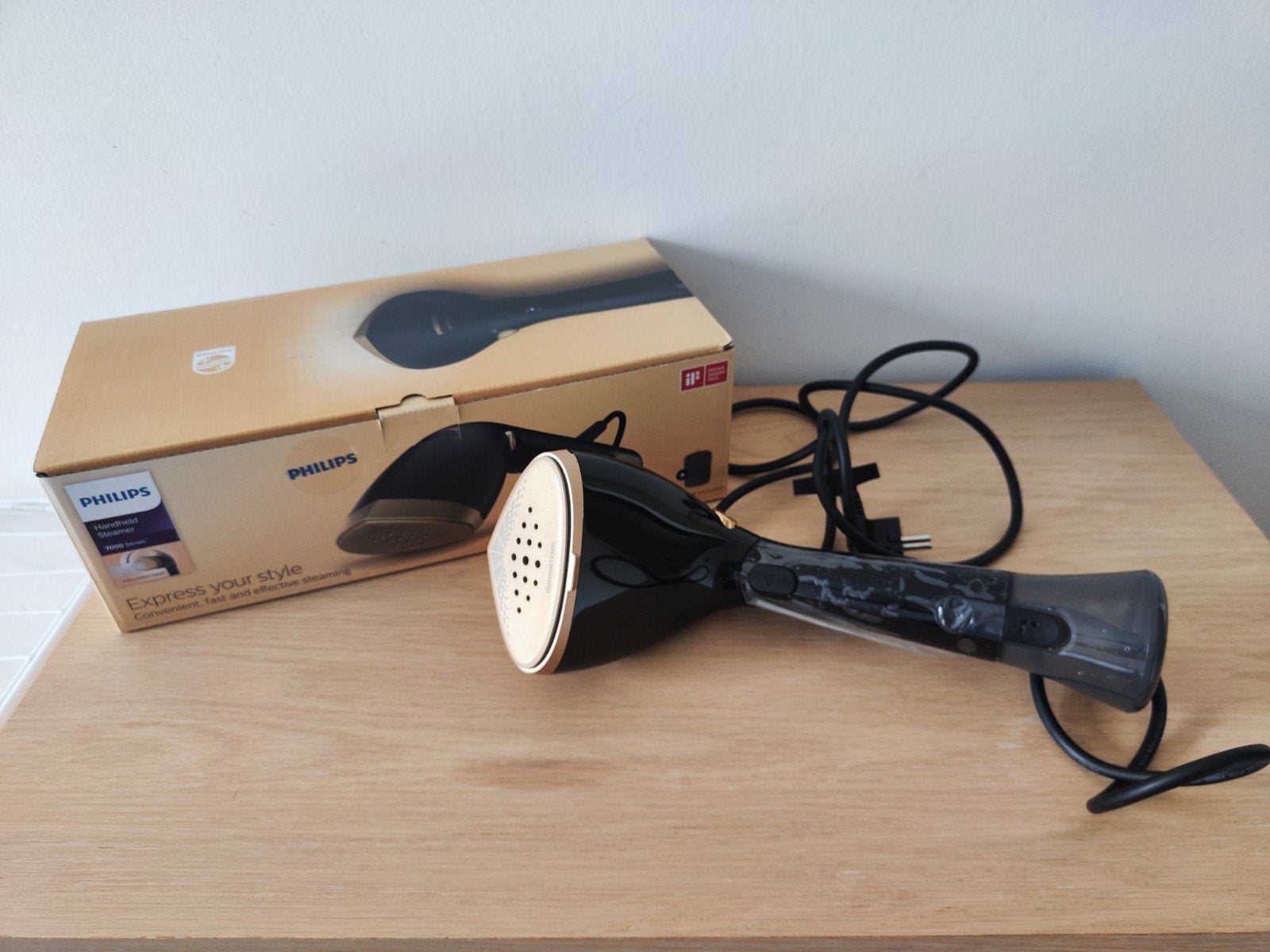Philips Handheld Kledingstomer 7000 Serie, Ophalen of Verzenden, Zo goed als nieuw