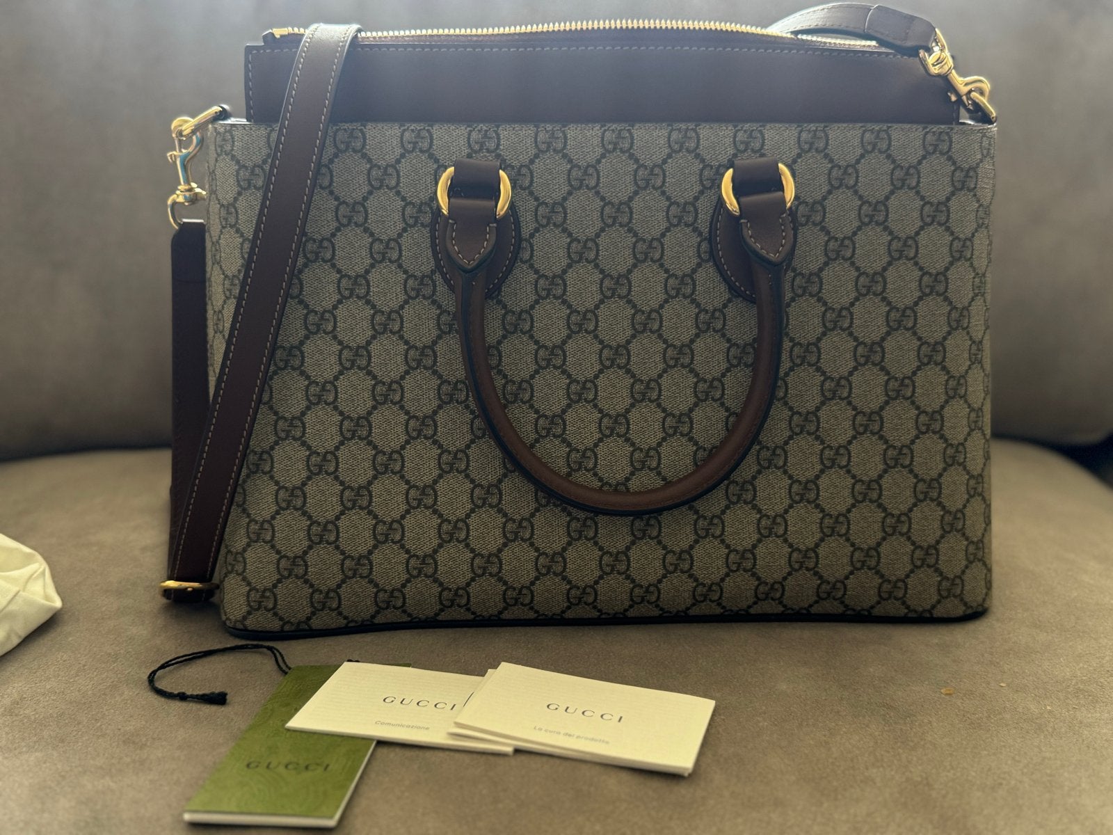 Gucci Handtas Linea A, Ophalen, Zo goed als nieuw, Bruin, Handtas