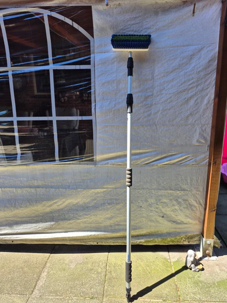 Uit schuifbare was borstel, Ophalen, Minder dan 50 watt