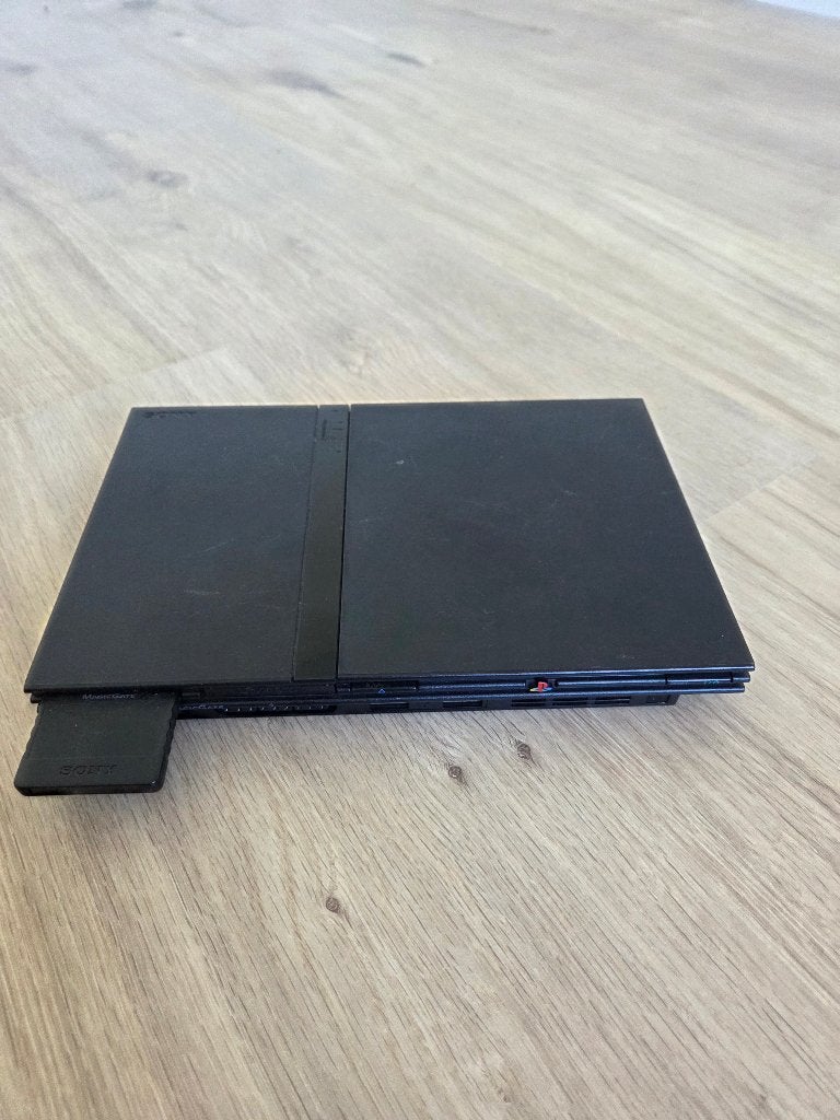 Sony Playstation 2 + 5 spellen en buzz buzzer controllers, 3 spelers of meer, Ophalen, Gebruikt, Vanaf 3 jaar
